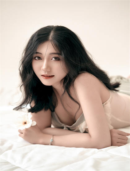 《女人们的秘密》影视作品全面解析引人入胜的：剧情深度剖析与艺术价值探讨